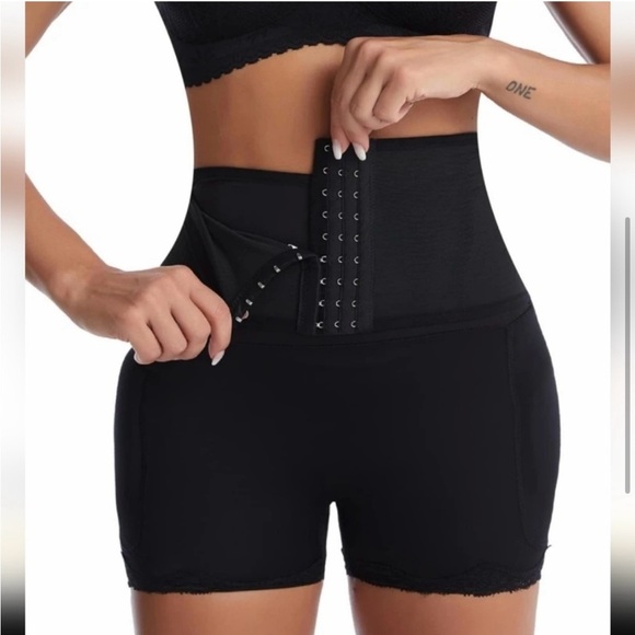 High-Waisted Black Women's Shorts Black Med - Picture 3 of 6